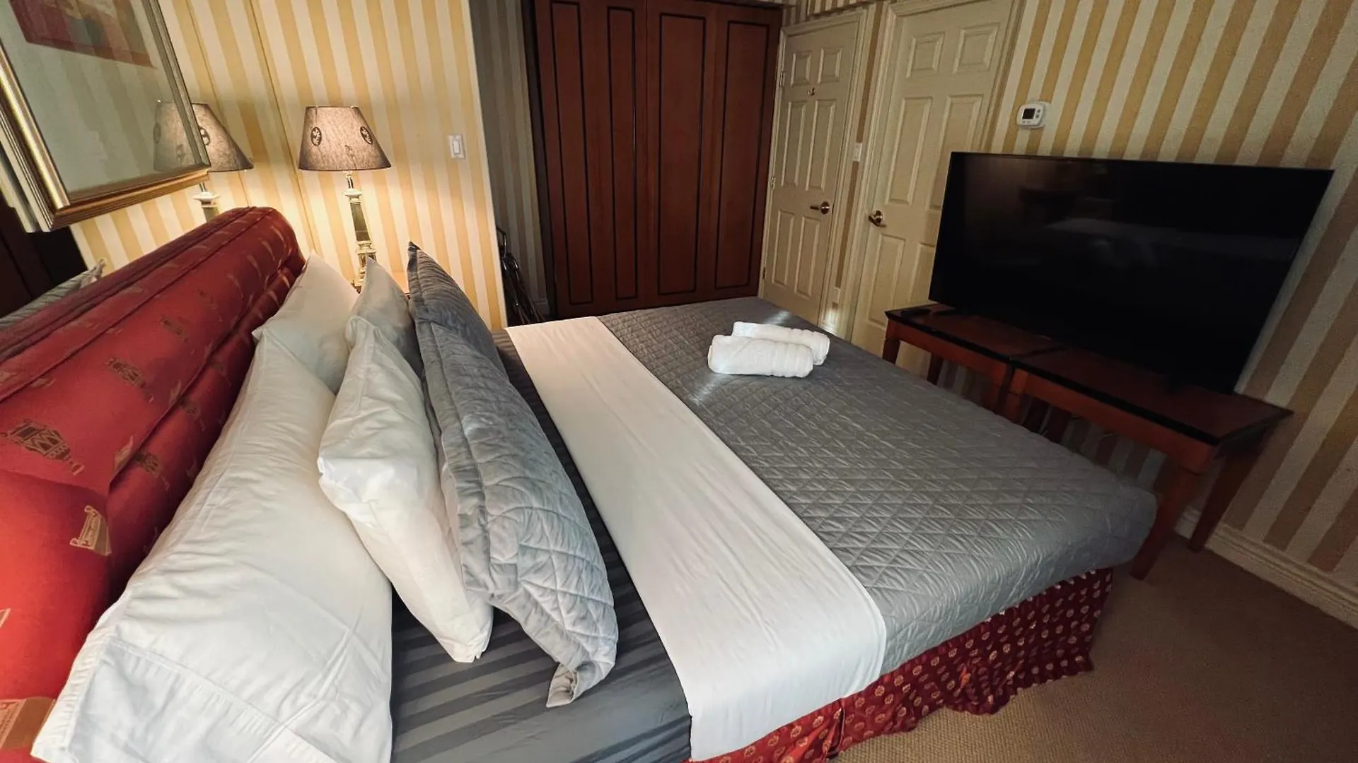 Apartment Executive Penthouse Suite, Downtown Vancouver Canada